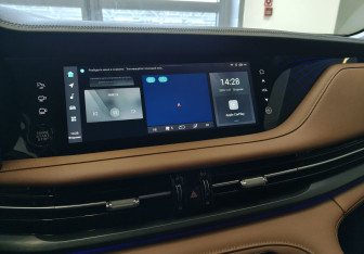 Подержанный автомобиль Changan CS95 2023 года (13 фото)