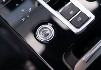 Подержанный автомобиль Chery Tiggo 8 Pro 2022 года (17 фото)