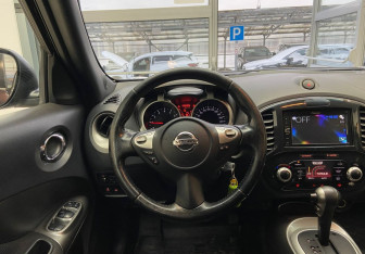 Подержанный автомобиль Nissan Juke 2012 года (14 фото)
