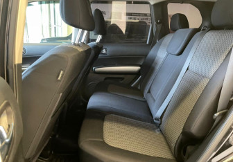 Подержанный автомобиль Nissan X-Trail 2010 года (9 фото)