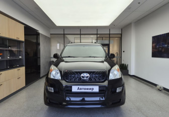 Подержанный автомобиль Toyota Land Cruiser Prado 2006 года (2 фото)