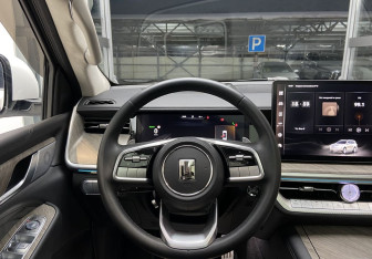 Подержанный автомобиль Tank 500 2023 года (17 фото)