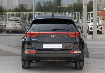 Подержанный автомобиль Kia Sportage 2016 года (6 фото)