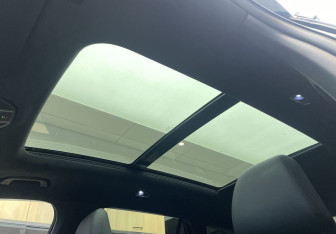 Подержанный автомобиль Geely Monjaro 2023 года (19 фото)