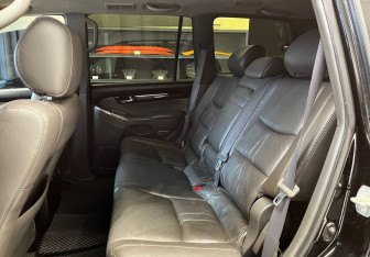 Подержанный автомобиль Toyota Land Cruiser Prado 2008 года (16 фото)