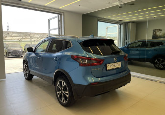 Подержанный автомобиль Nissan Qashqai 2020 года (6 фото)