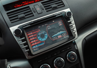 Подержанный автомобиль Mazda 6 Sedan 2010 года (14 фото)