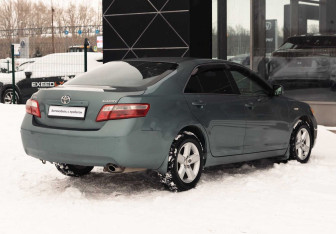 Подержанный автомобиль Toyota Camry Sedan 2008 года (5 фото)