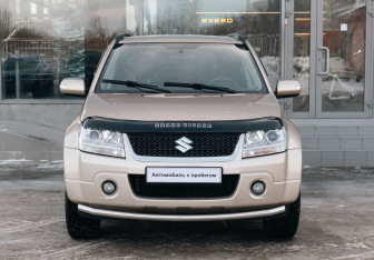 Подержанный автомобиль Suzuki Grand Vitara 2010 года (2 фото)