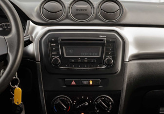 Подержанный автомобиль Suzuki Vitara 2019 года (13 фото)