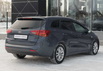 Подержанный автомобиль Kia Ceed Wagon 2017 года (5 фото)