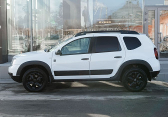 Подержанный автомобиль Renault Duster 2018 года (8 фото)