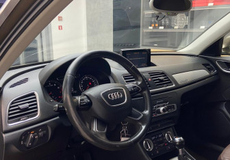Подержанный автомобиль Audi Q3 2013 года (11 фото)