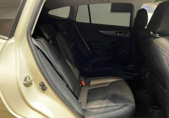 Подержанный автомобиль Subaru Levorg 2021 года (17 фото)