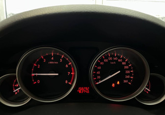 Подержанный автомобиль Mazda 6 Sedan 2011 года (13 фото)