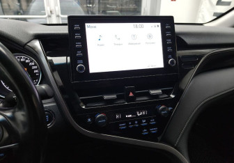 Подержанный автомобиль Toyota Camry Sedan 2021 года (14 фото)