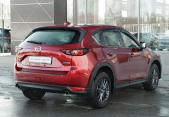 Подержанный автомобиль Mazda CX-5 2021 года (5 фото)