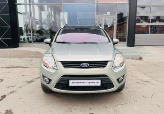Подержанный автомобиль Ford Kuga 2010 года (2 фото)