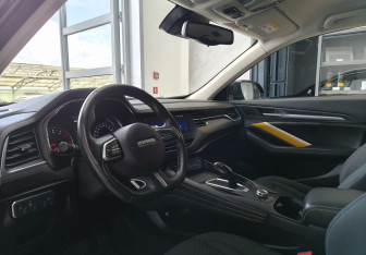 Подержанный автомобиль Haval F7x 2020 года (7 фото)