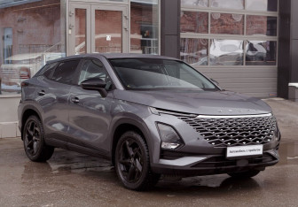 Подержанный автомобиль Omoda C5 2022 года (3 фото)