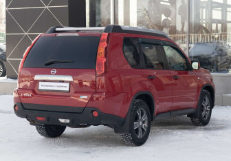 Подержанный автомобиль Nissan X-Trail 2010 года (5 фото)
