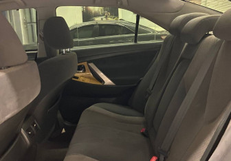 Подержанный автомобиль Toyota Camry Sedan 2007 года (12 фото)