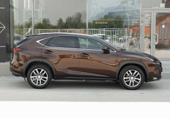 Подержанный автомобиль Lexus NX 2014 года (4 фото)