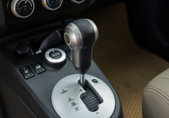 Подержанный автомобиль Nissan X-Trail 2008 года (15 фото)