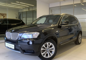 Подержанный автомобиль BMW X3 2011 года (1 фото)