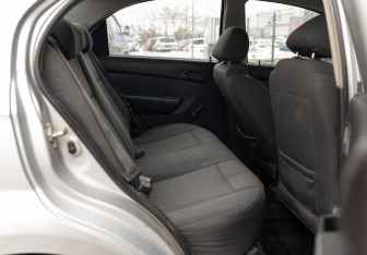 Подержанный автомобиль Chevrolet Aveo Sedan 2008 года (16 фото)