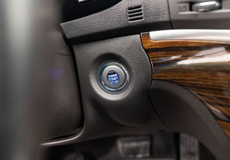 Подержанный автомобиль Hyundai Santa Fe 2011 года (15 фото)