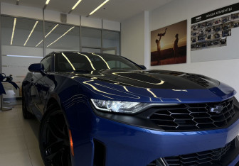 Подержанный автомобиль Chevrolet Camaro Coupe 2019 года (2 фото)