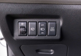 Подержанный автомобиль Nissan X-Trail 2007 года (18 фото)