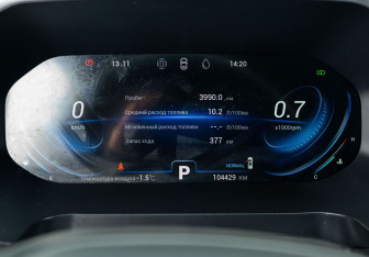 Подержанный автомобиль Chery Tiggo 8 Pro 2022 года (12 фото)