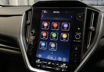 Подержанный автомобиль Subaru Levorg 2023 года (13 фото)