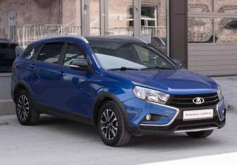 Подержанный автомобиль LADA (ВАЗ) Vesta Wagon 2021 года (3 фото)