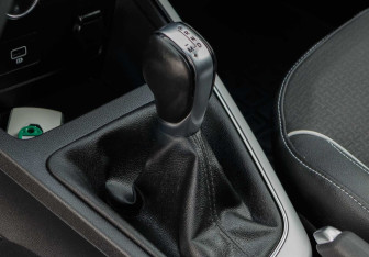 Подержанный автомобиль Renault Arkana 2021 года (16 фото)