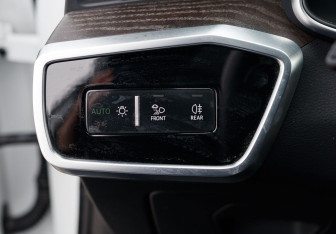 Подержанный автомобиль Audi A6 Sedan 2019 года (20 фото)