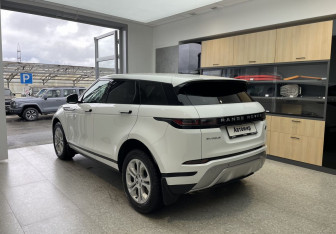 Подержанный автомобиль Land Rover Range Rover Evoque 2021 года (7 фото)