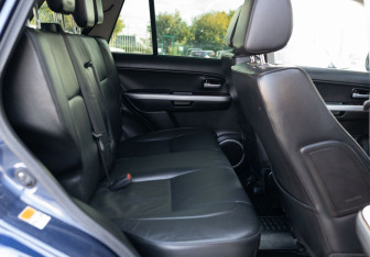 Подержанный автомобиль Suzuki Grand Vitara 2008 года (19 фото)