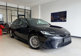 Подержанный автомобиль Toyota Camry Sedan 2024 года (4 фото)