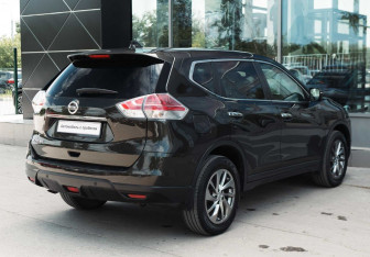 Подержанный автомобиль Nissan X-Trail 2018 года (5 фото)