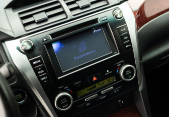 Подержанный автомобиль Toyota Camry Sedan 2013 года (14 фото)