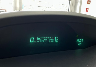 Подержанный автомобиль Toyota Yaris Hatchback 2008 года (11 фото)