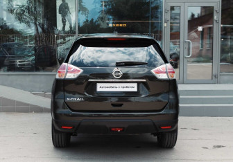 Подержанный автомобиль Nissan X-Trail 2018 года (6 фото)