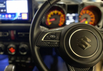 Подержанный автомобиль Suzuki Jimny 2020 года (12 фото)