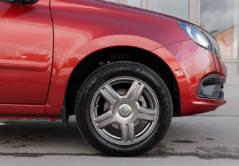 Подержанный автомобиль LADA (ВАЗ) Granta Hatchback 2022 года (9 фото)