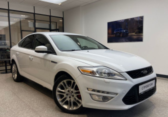 Подержанный автомобиль Ford Mondeo Sedan 2011 года (4 фото)