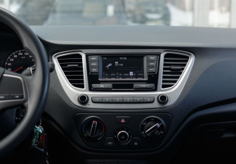 Подержанный автомобиль Hyundai Solaris Sedan 2020 года (15 фото)