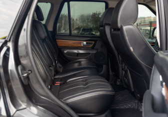 Подержанный автомобиль Land Rover Range Rover Sport 2009 года (30 фото)